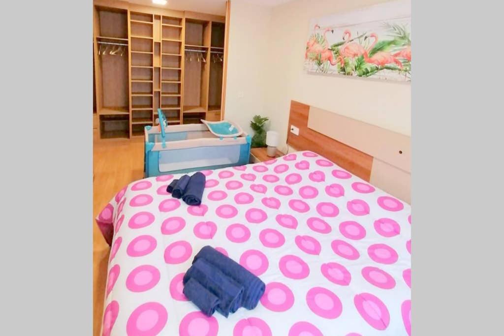 Bajo Las Estrellas Apartment Lugo Bagian luar foto