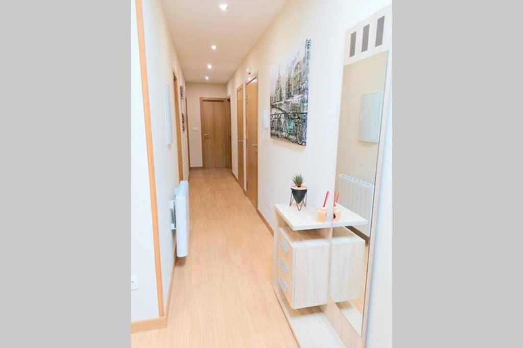 Bajo Las Estrellas Apartment Lugo Bagian luar foto